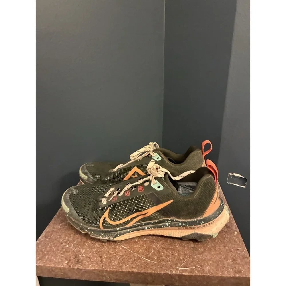 Nike react terra